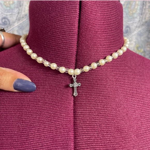 Vintage Cross Choker - Picture 1 of 2